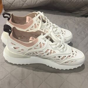 Tod's Women's White and Pink Cutout Sneakers